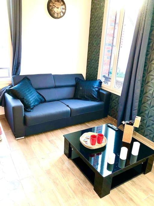 Le Led Room,Centre Ville Place De Parking Gratuite سين المظهر الخارجي الصورة